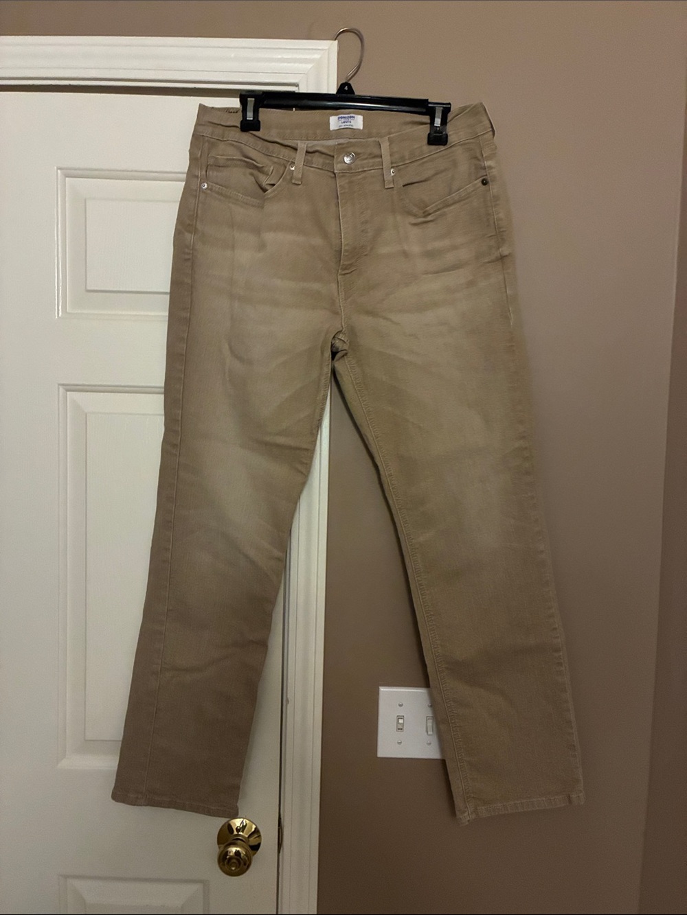 Levi’s Denizen Tan Straight-Leg Jeans